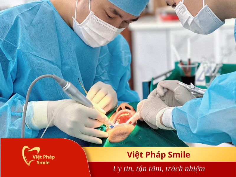trong-rang-implant-co-dau-khong