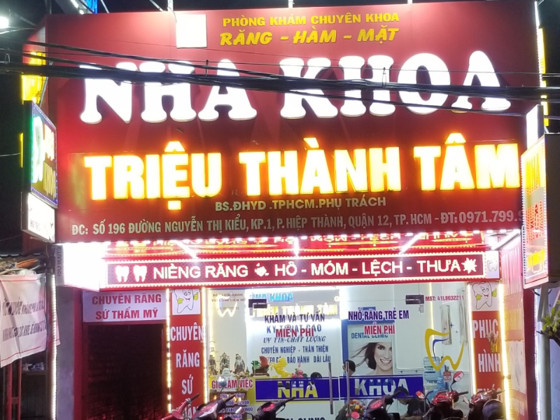nha-kho-quan-12